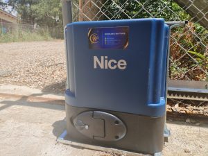 Electric fencing in wellington paarl riebeek malmesbury cape town install and repair gate motor garage door opener intercom system alarm system